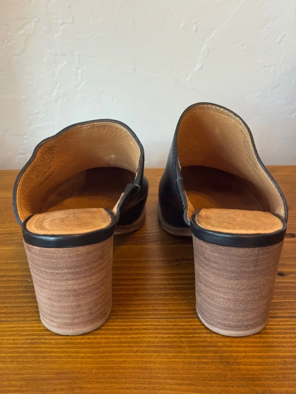 Madewell Black Leather Slip-On Mule Heels - Picture 3 of 4